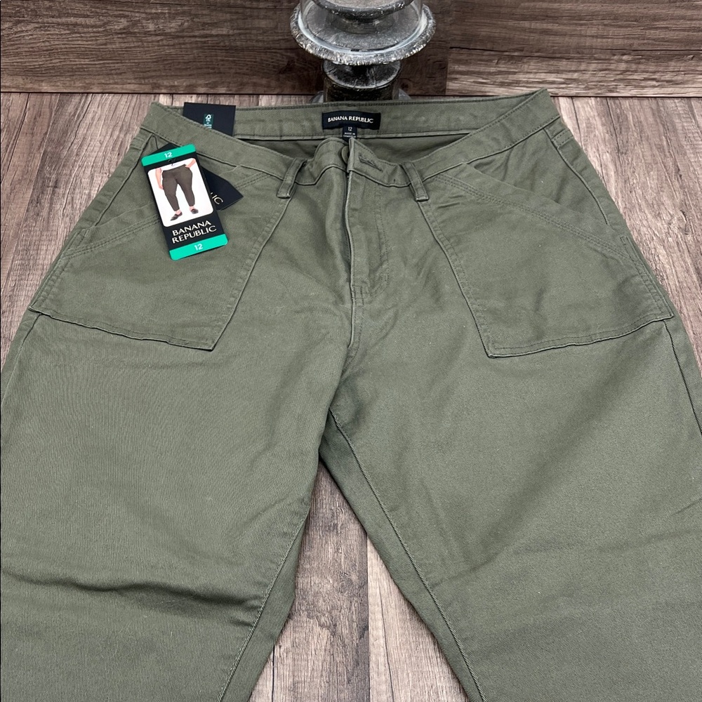 Banana Republic Women's Olive Green High-Rise Twill Pant